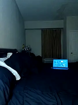 Thickkemzz41 online show from November 4, 2025, 12:32 am