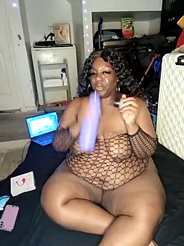 Thickkemzz41 online show from November 26, 2025, 12:44 am