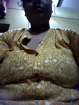 Cute Amiya online show from October 31, 2025, 2:23 am