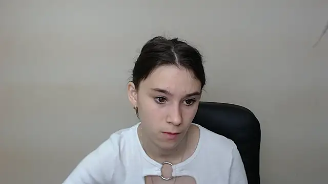 Snapshot of RosaRay_ chatting on September 19, 2025, 6:37 am RosaRay  online show from September 19, 2025, 6:37 am