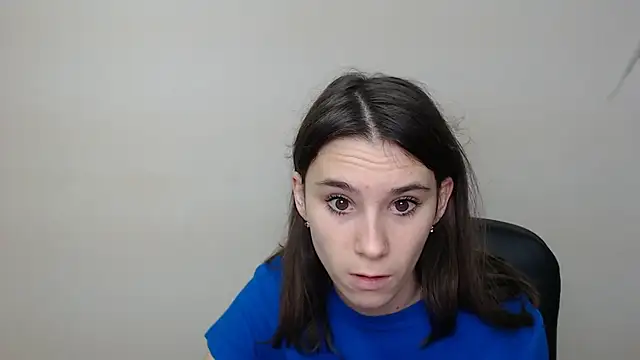 Snapshot of RosaRay_ chatting on October 2, 2025, 6:42 am RosaRay  online show from October 2, 2025, 6:42 am