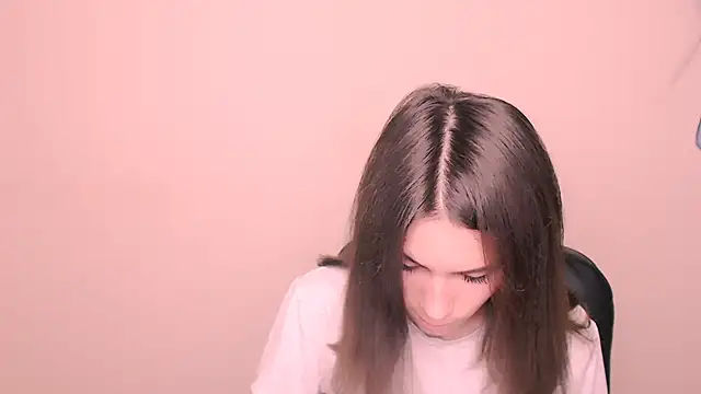 Snapshot of RosaRay_ chatting on October 21, 2025, 6:36 am RosaRay  online show from October 21, 2025, 6:36 am