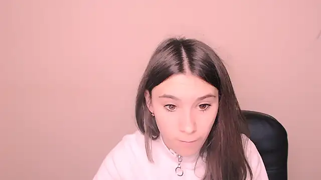 RosaRay  online show from November 7, 2025, 8:03 am