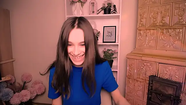 RosaRay  online show from May 9, 2026, 6:18 am