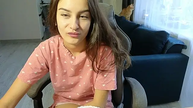 BelleWild online show from October 1, 2025, 5:13 am