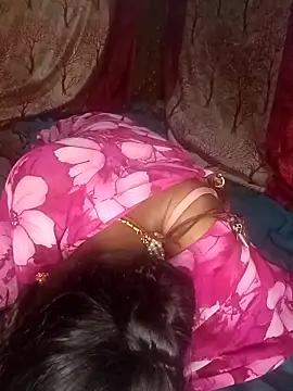 Snapshot of Babhi_Love chatting on March 28, 2026, 8:52 pm Babhi Love online show from March 28, 2026, 8:52 pm