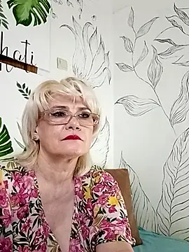 Catty Lady online show from June 11, 2026, 6:50 pm