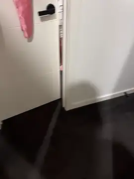 Reacher110565 online show from October 18, 2025, 11:11 am