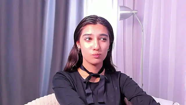 Snapshot of Elfy_Rare_ chatting on October 12, 2025, 2:38 pm Elfy Rare online show from October 12, 2025, 2:38 pm