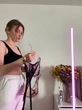 miamunn online show from October 27, 2025, 4:16 am