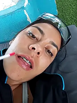 SharonDustLove online show from December 14, 2025, 7:51 pm