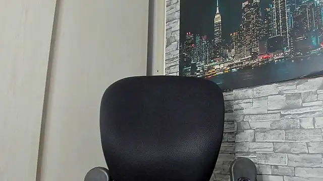 Snapshot of Themasterhades_777 chatting on October 27, 2025, 11:41 pm Themasterhades 777 online show from October 27, 2025, 11:41 pm