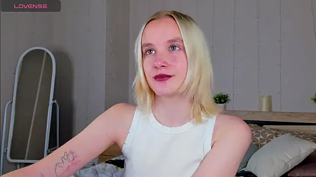 Carolin Miller online show from September 22, 2025, 8:27 am