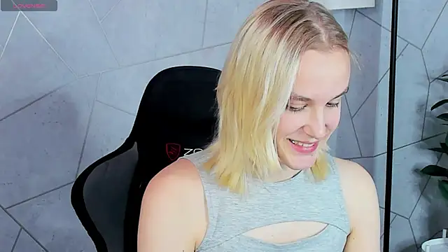 Carolin Miller online show from October 20, 2025, 6:14 am