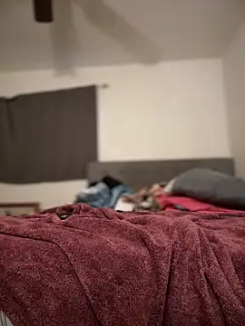 himNIGuys online show from September 25, 2025, 6:44 pm