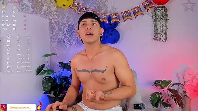 jhosepMoreno online show from June 19, 2026, 1:04 pm