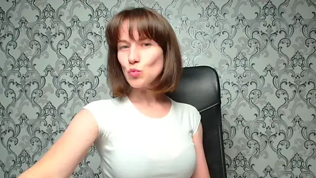 Kelly Kisss online show from September 13, 2025, 11:10 am