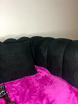 Snapshot of DOLLY501 chatting on October 29, 2025, 5:14 pm DOLLY501 online show from October 29, 2025, 5:14 pm