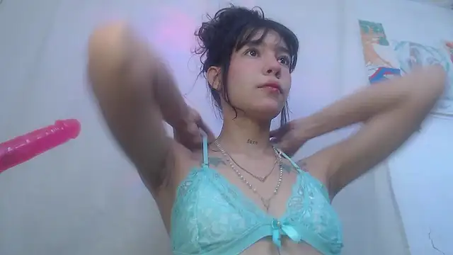 porndollbaby online show from January 7, 2026, 4:42 pm