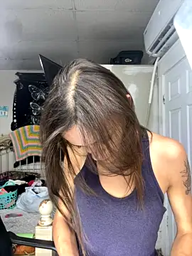 Candy Shower online show from September 18, 2025, 8:55 pm