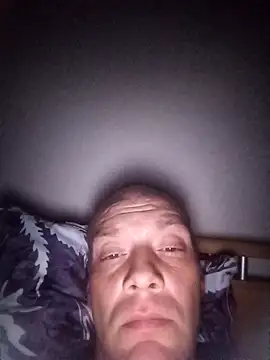 Snapshot of ToughDraft14 chatting on November 21, 2025, 5:55 pm ToughDraft14 online show from November 21, 2025, 5:55 pm