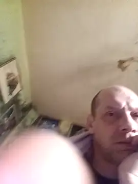 Snapshot of ToughDraft14 chatting on April 4, 2026, 1:37 am ToughDraft14 online show from April 4, 2026, 1:37 am