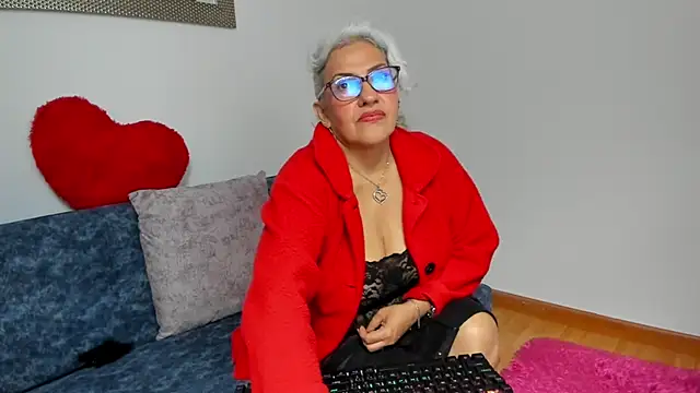 marilyn70 online show from February 19, 2026, 12:06 am