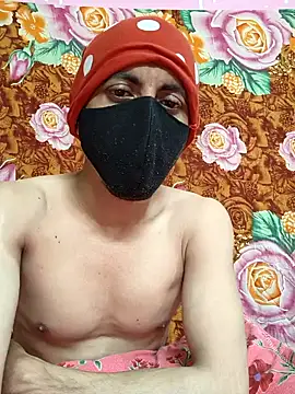 Seducing couple online show from December 15, 2025, 8:40 am