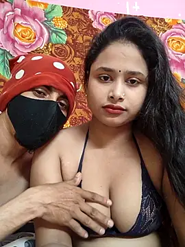 Seducing couple online show from March 17, 2026, 5:00 am