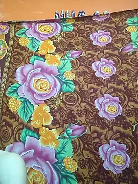 Seducing couple online show from March 24, 2026, 6:46 pm