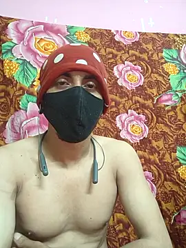 Snapshot of Seducing_couple chatting on May 6, 2026, 8:52 am Seducing couple online show from May 6, 2026, 8:52 am