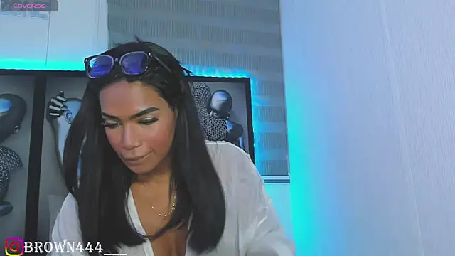 Snapshot of _naomibrown_ chatting on May 19, 2026, 1:56 am naomibrown online show from May 19, 2026, 1:56 am