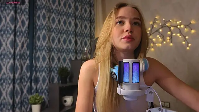 Anna mileer online show from December 2, 2025, 1:22 am