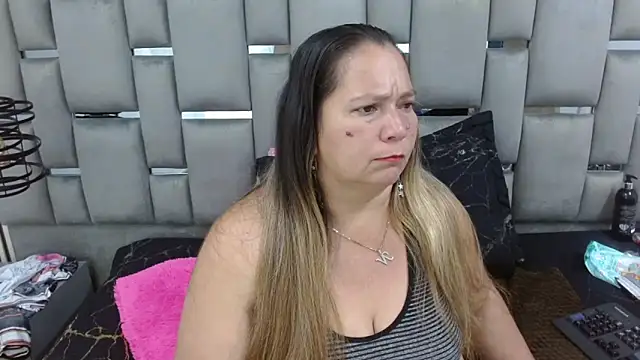 Snapshot of loly47 chatting on October 27, 2025, 11:31 pm loly47 online show from October 27, 2025, 11:31 pm