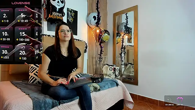  samanthaa foxx online show from October 17, 2025, 11:24 am