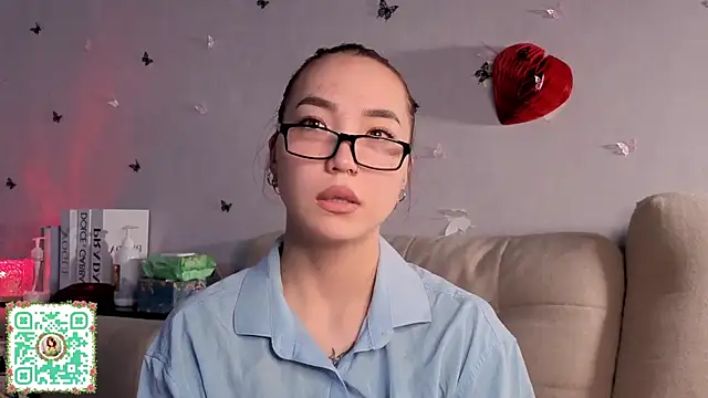 OdetteBiddy online show from March 22, 2026, 9:07 pm