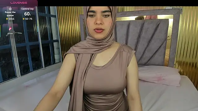 Snapshot of Asly_farhat chatting on October 12, 2025, 2:49 pm Asly farhat online show from October 12, 2025, 2:49 pm