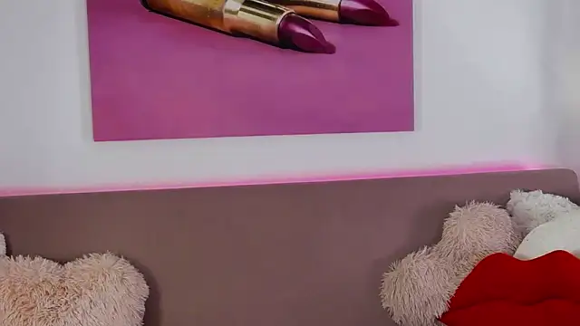 oliviathea online show from March 21, 2026, 6:22 pm