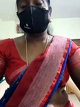 Snapshot of papukurty chatting on October 11, 2025, 10:52 pm papukurty online show from October 11, 2025, 10:52 pm