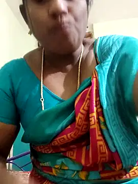 Snapshot of papukurty chatting on October 16, 2025, 8:37 am papukurty online show from October 16, 2025, 8:37 am