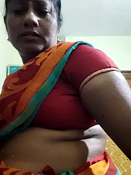 Snapshot of papukurty chatting on October 21, 2025, 3:35 pm papukurty online show from October 21, 2025, 3:35 pm