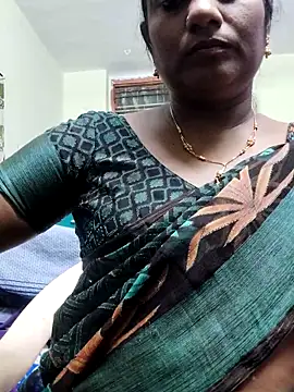 Snapshot of papukurty chatting on October 26, 2025, 1:06 pm papukurty online show from October 26, 2025, 1:06 pm