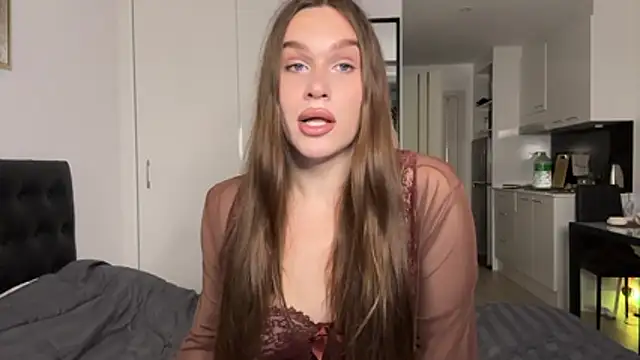 franzeva online show from May 6, 2026, 11:37 am