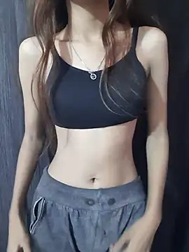 Snapshot of Mahira568 chatting on November 17, 2025, 5:41 pm Mahira568 online show from November 17, 2025, 5:41 pm