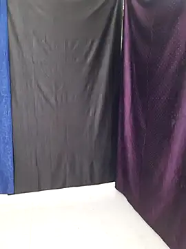 Snapshot of Mahira568 chatting on December 19, 2025, 7:32 pm Mahira568 online show from December 19, 2025, 7:32 pm