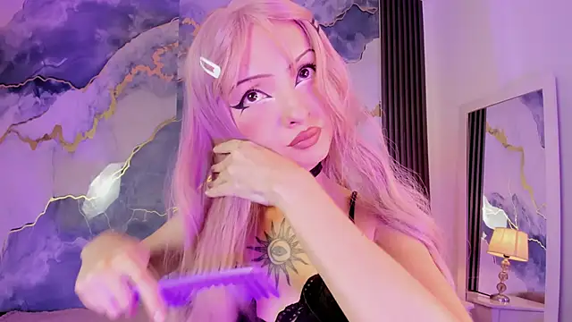 MaddieStark online show from June 8, 2026, 1:11 pm