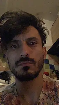 Snapshot of halx95 chatting on December 15, 2025, 6:06 am halx95 online show from December 15, 2025, 6:06 am