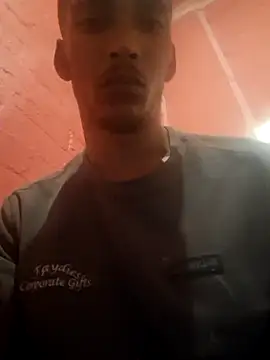 Zinedean24 online show from April 17, 2026, 10:13 pm