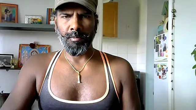 frenchblackc31 online show from June 11, 2026, 9:07 am