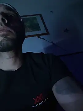Snapshot of 1Richrichard1 chatting on May 2, 2026, 9:42 pm 1Richrichard1 online show from May 2, 2026, 9:42 pm